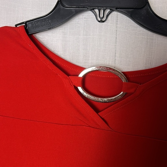 CLEO  vtg blouse,women MP,made in 🇨🇦, vtg,metal grommets,asymmetrical hem,career - Picture 6 of 12